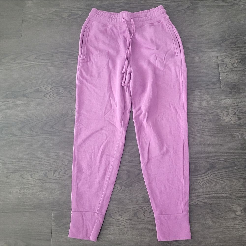 Fabletics Womens Lilac Joggers Size Small Athletics